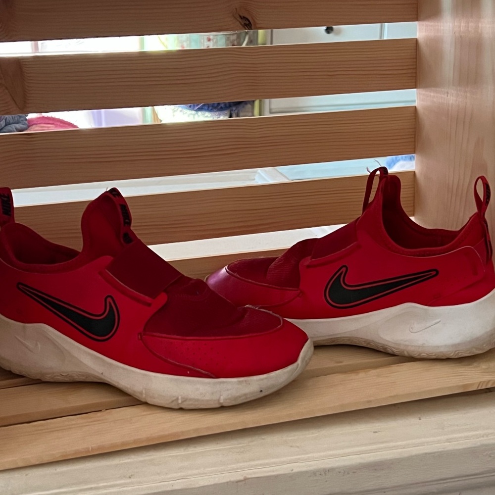Nike Kids Red Sneakers sz 7 youth see 2 small stains on pics